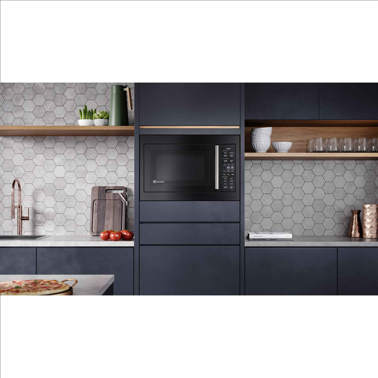 Microondas ME3BP Electrolux