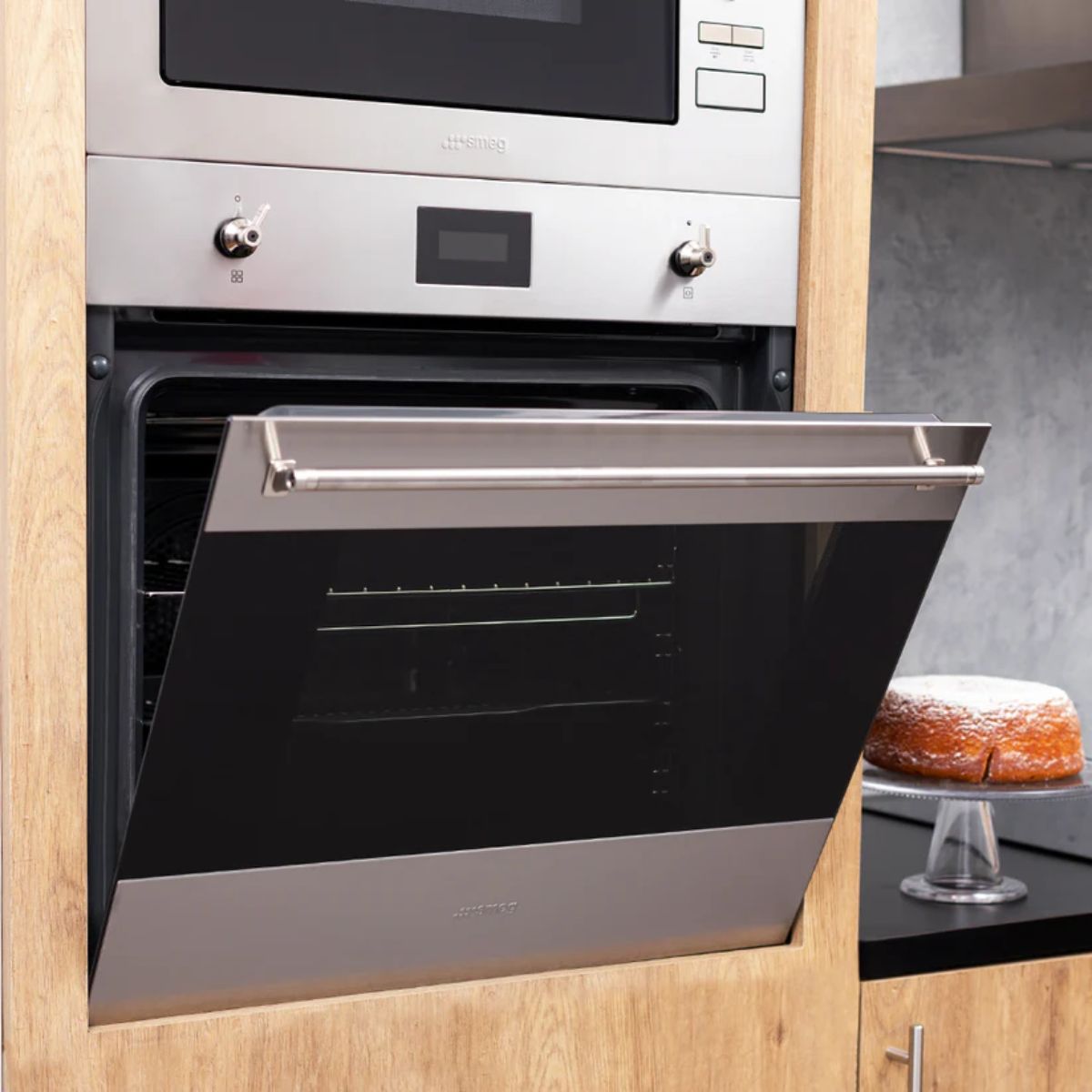 Horno Empotrable SF6301 70 L Inox Smeg