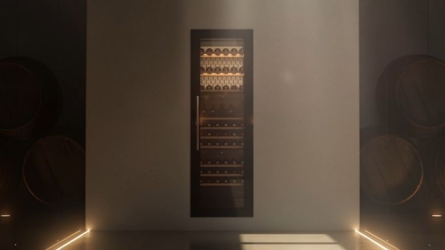 Cuando la Refrigeración No Es Suficiente: Por Qué el Vino Necesita su Propio Espacio