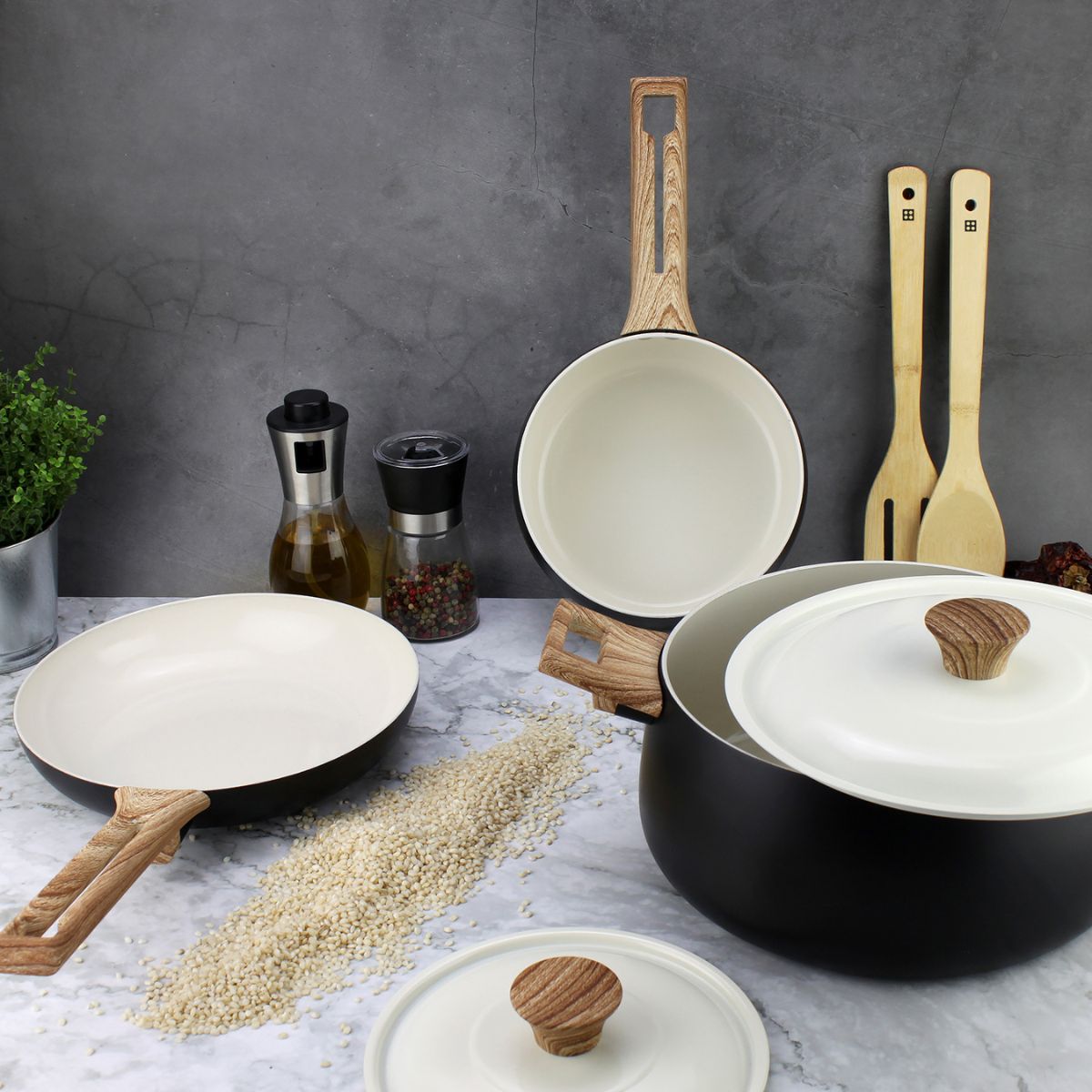 Batería de Cocina de Aluminio Forjado 7 Piezas Antiadherente Eco Cerámico Biella Fantuzzi