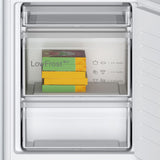 Refrigerador Combi Panelado KIV86VSE0 Bosch