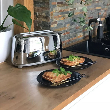 Tostador 4 Rebanadas TSF02 Smeg