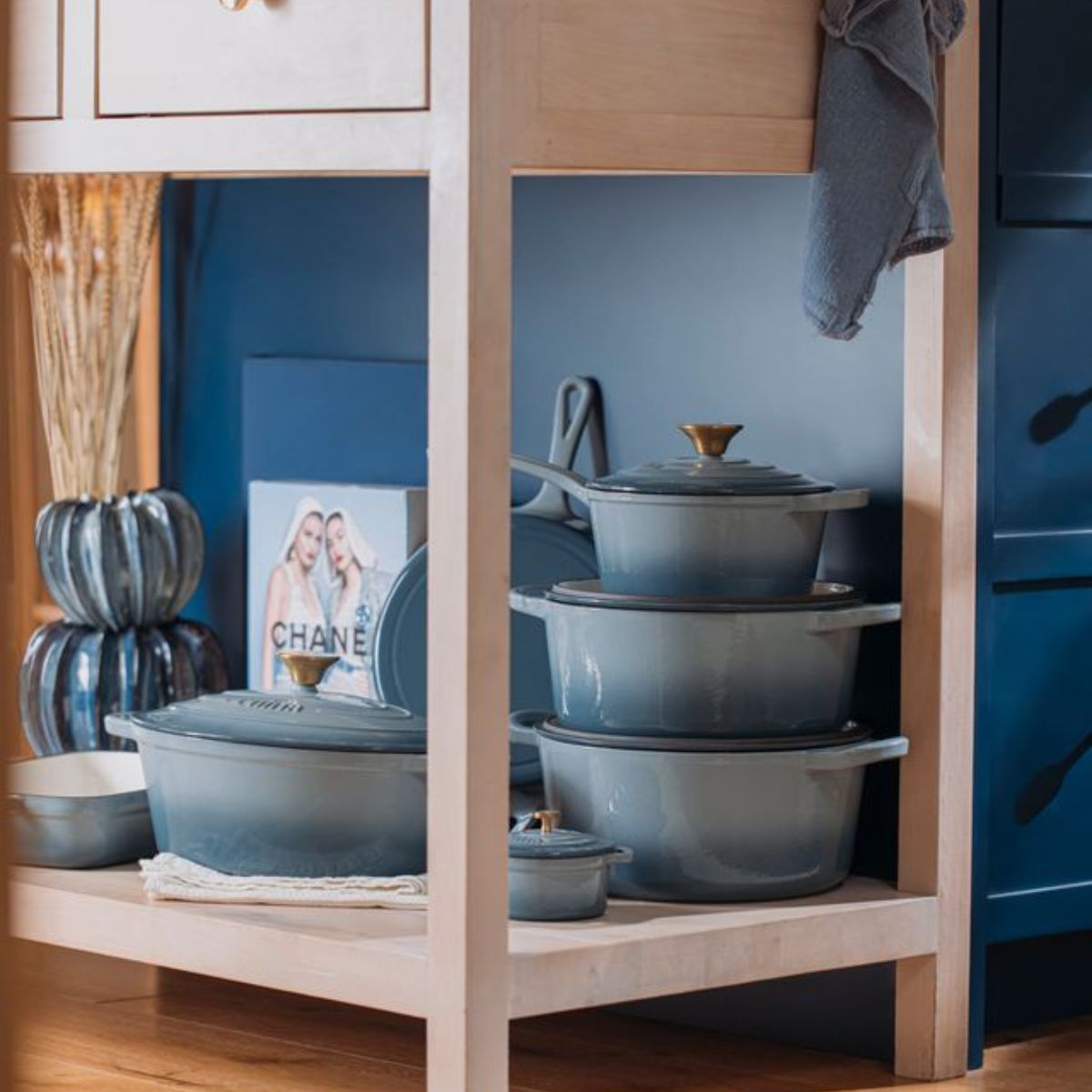 Set de Olla Oval 28 cm + Olla Para Salsas + Olla Redonda 26 cm Cuina